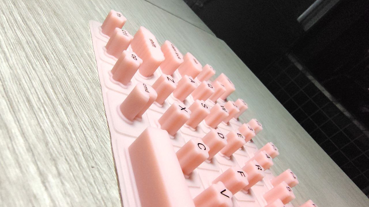 Protector De Teclado Macbook Diseñado Para Uñas Largas