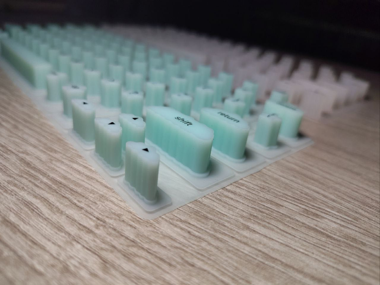 Protector De Teclado Macbook Diseñado Para Uñas Largas